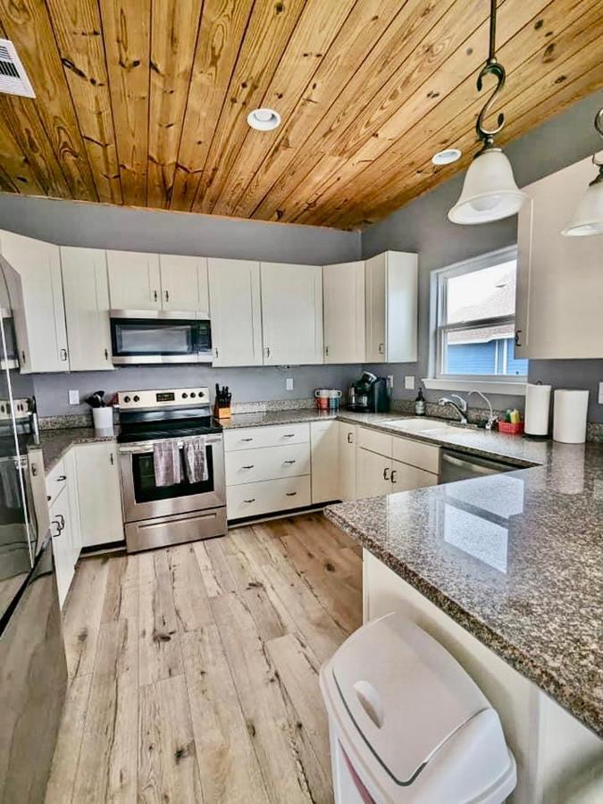 Stunning Beachfront 3 Bedroom Home, Coralmoonbeach Bolivar Peninsula Dış mekan fotoğraf